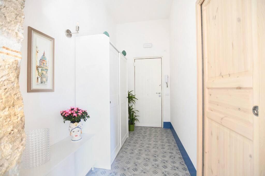 شقة Iflat Dimora Del Cassaro باليرمو المظهر الخارجي الصورة